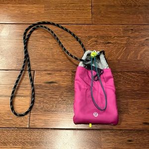 Lululemon Cinch & go Nylon Bag